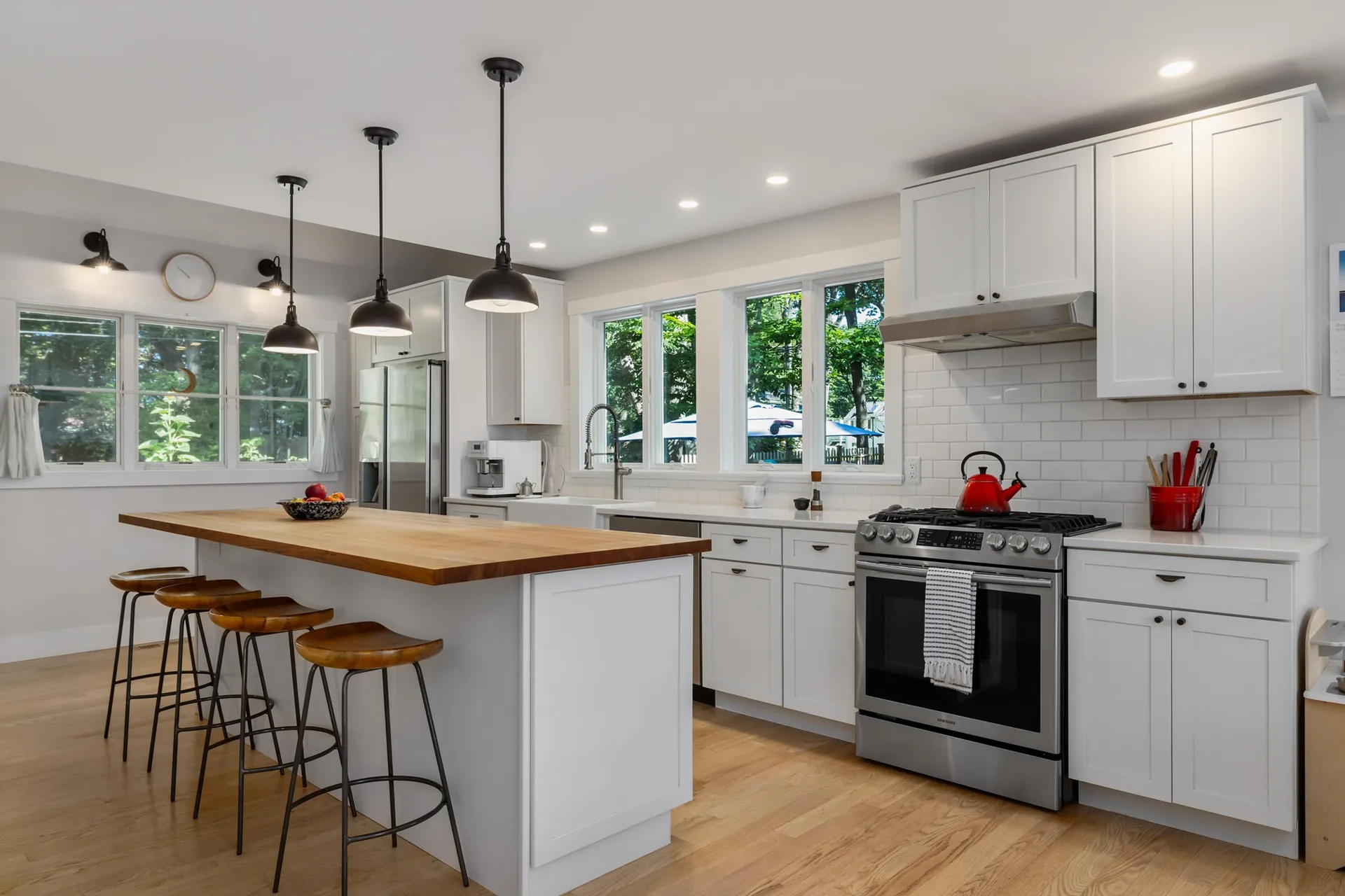 24 Coolidge Drive Portsmouth NH 03801