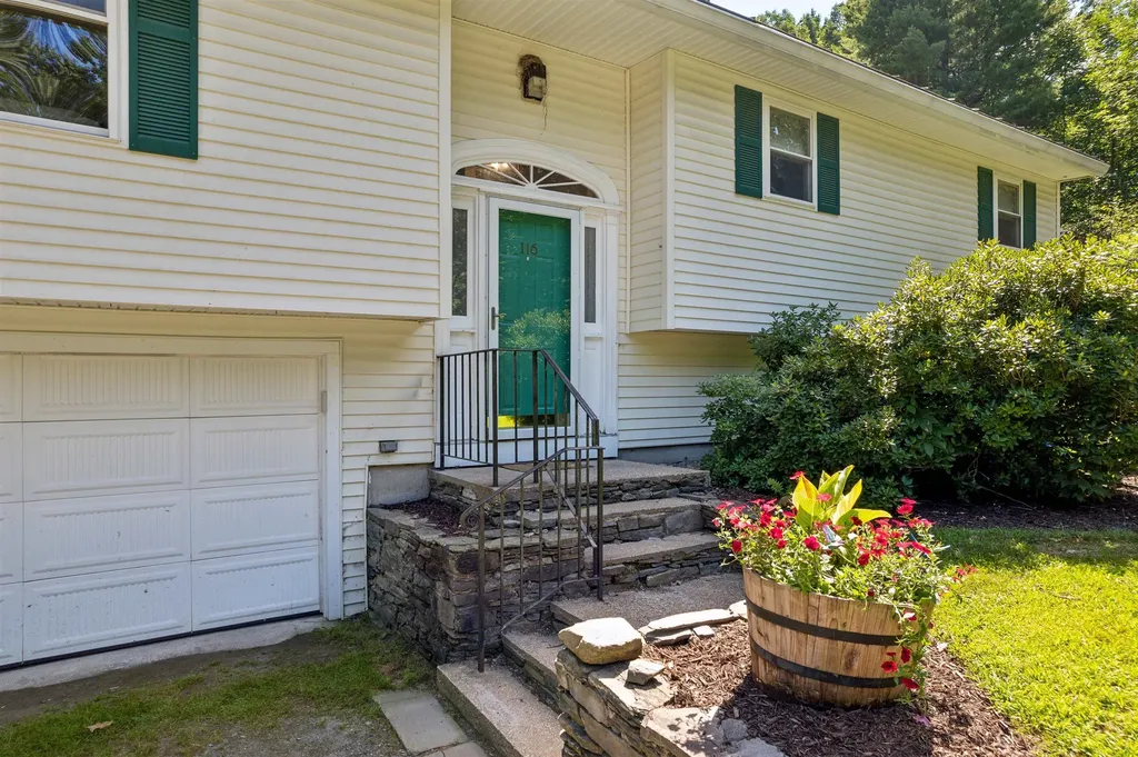 116 Remick Road Hartford VT 05001