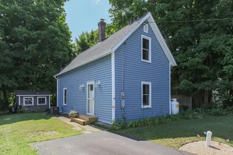 12 High Street Hillsborough NH 03244