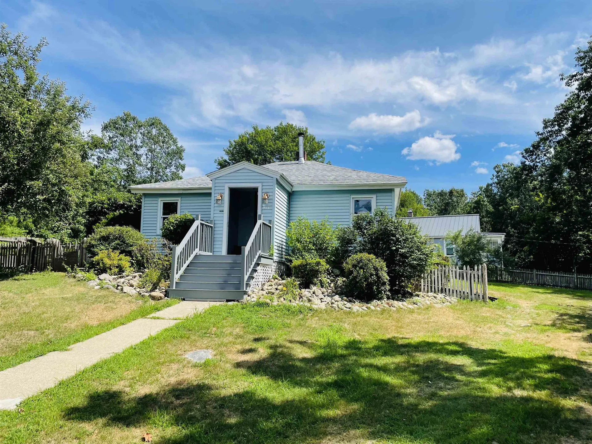 168 Mammoth Road Londonderry NH 03053