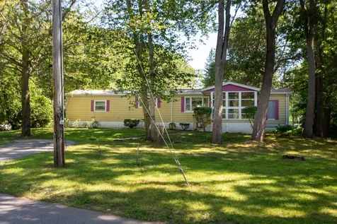76 Hemlock Drive Hampton NH 03842