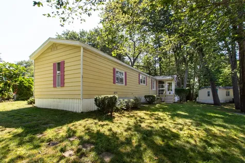 76 Hemlock Drive Hampton NH 03842