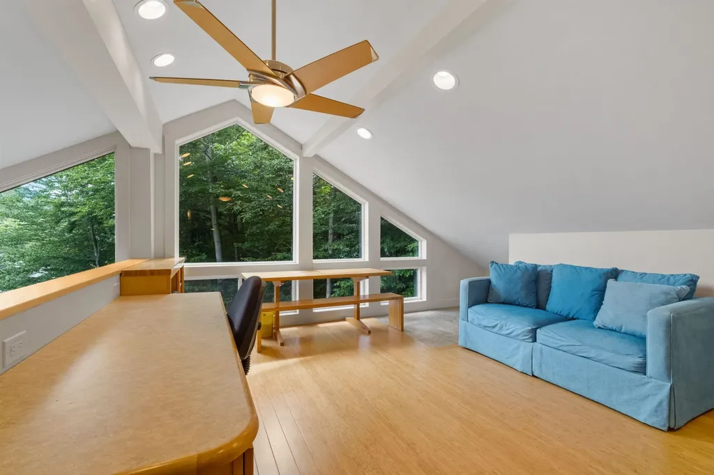 8 Whaleback Road Lincoln NH 03251