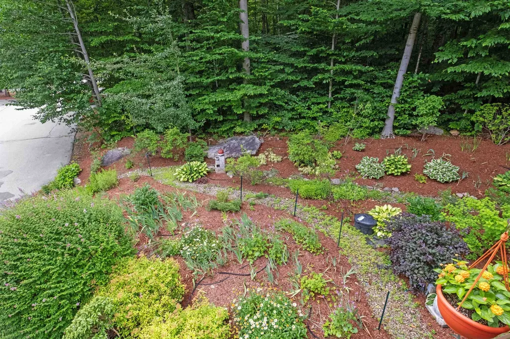 8 Whaleback Road Lincoln NH 03251