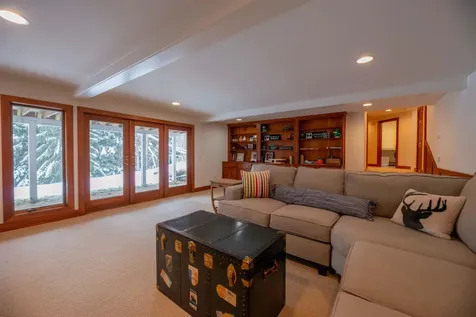 35 Old Ridge Road Winhall VT 05340