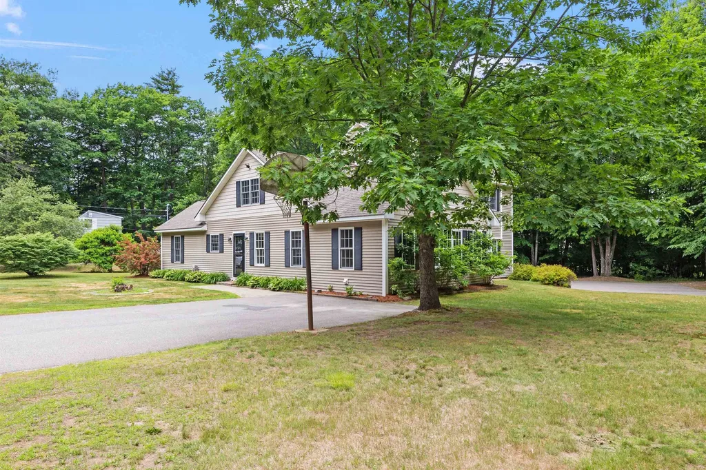 35 Henderson Road Gilford NH 03249