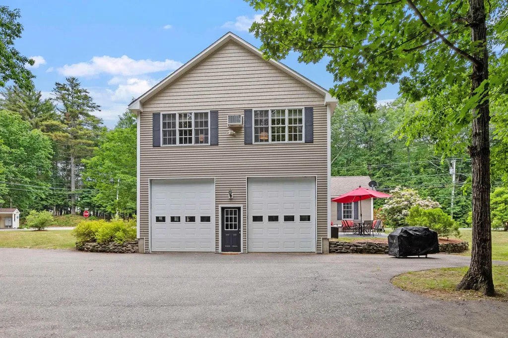35 Henderson Road Gilford NH 03249
