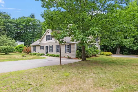 35 Henderson Road Gilford NH 03249