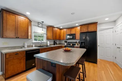 35 Henderson Road Gilford NH 03249