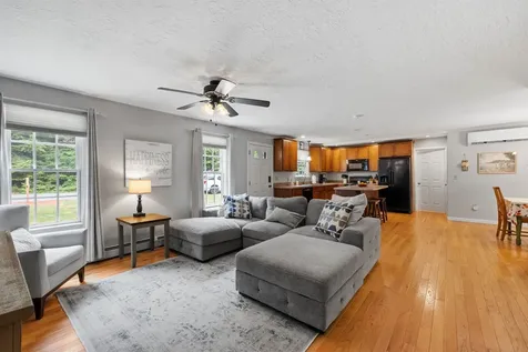 35 Henderson Road Gilford NH 03249