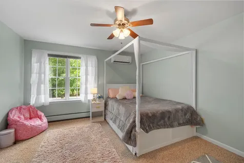 35 Henderson Road Gilford NH 03249