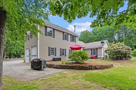 35 Henderson Road Gilford NH 03249