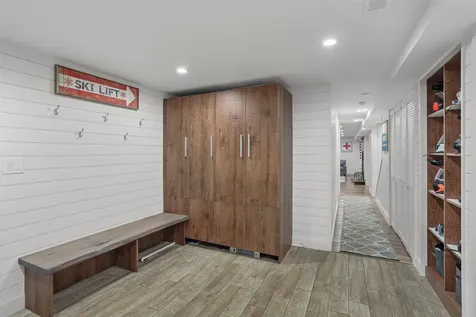 24 Howes Loop Wilmington VT 05363