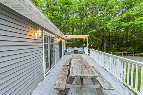 24 Howes Loop Wilmington VT 05363