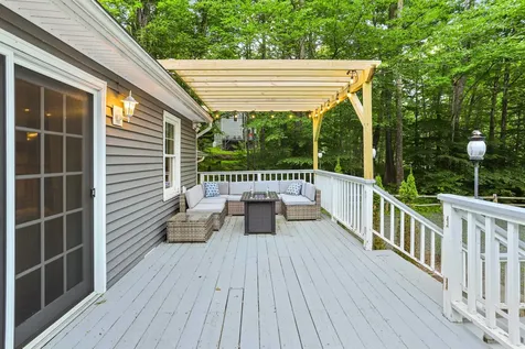 24 Howes Loop Wilmington VT 05363