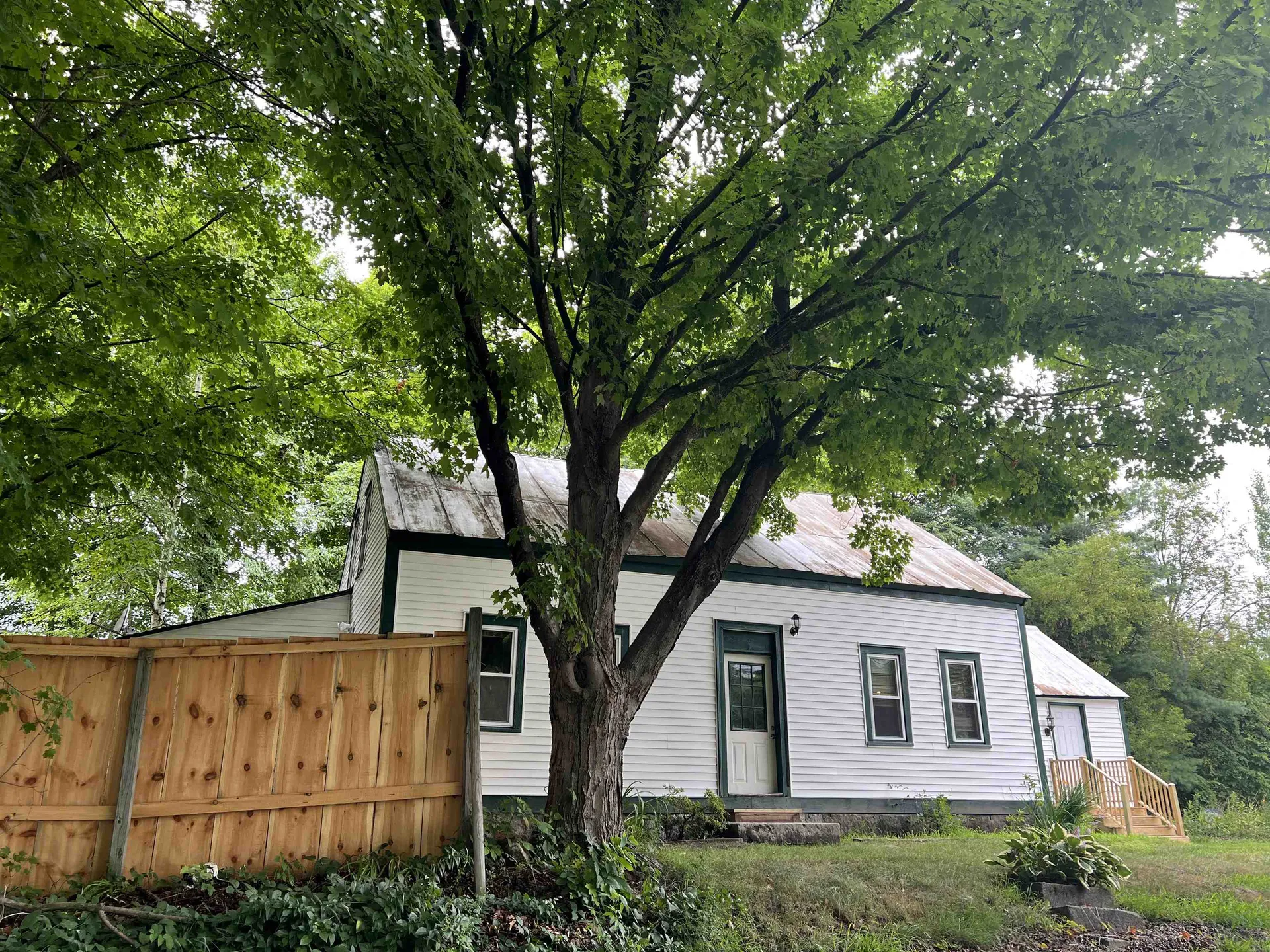 40 River Street Hillsborough NH 03244