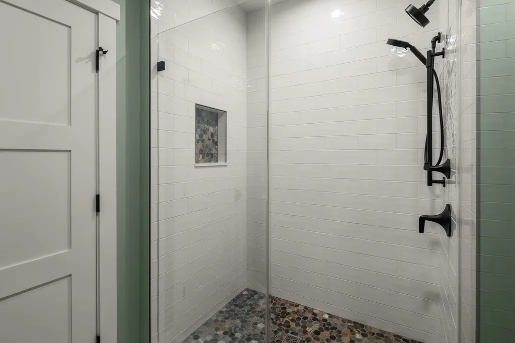 1137 Stage Road Richmond VT 05477