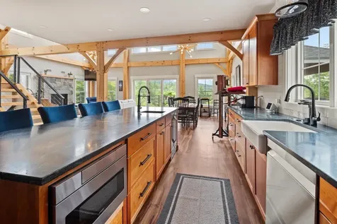 1137 Stage Road Richmond VT 05477