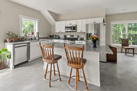 1137 Stage Road Richmond VT 05477