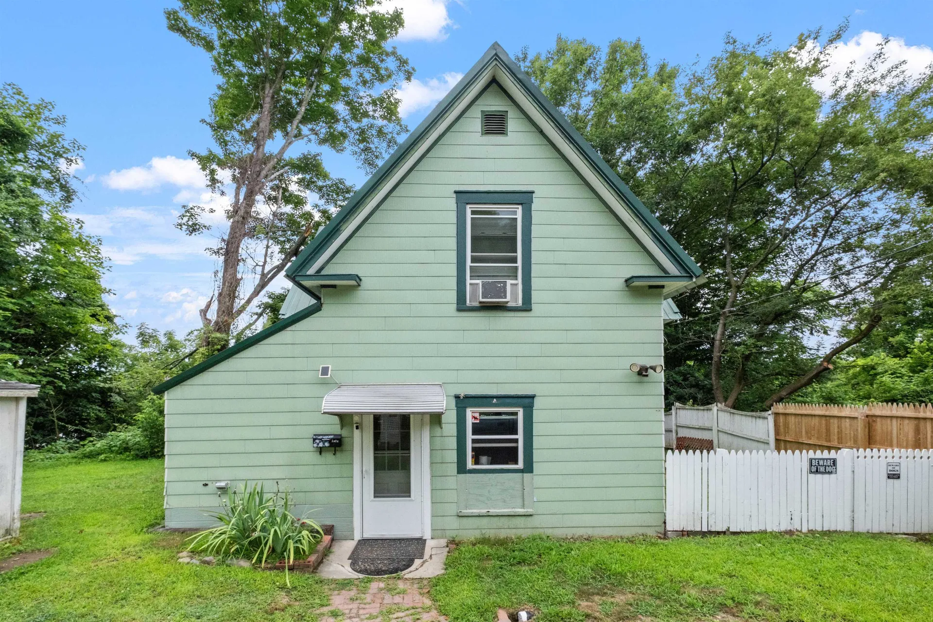 22 Russell Street Franklin NH 03235