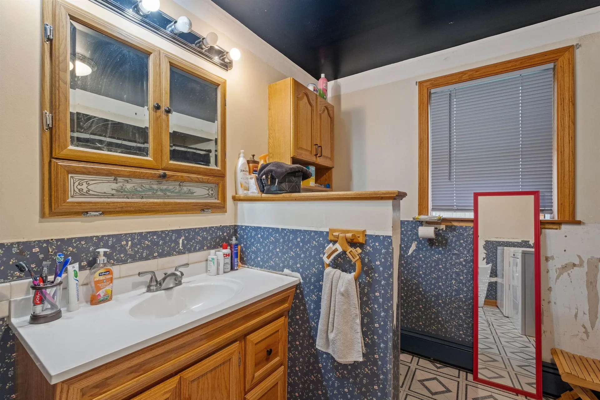 22 Russell Street Franklin NH 03235