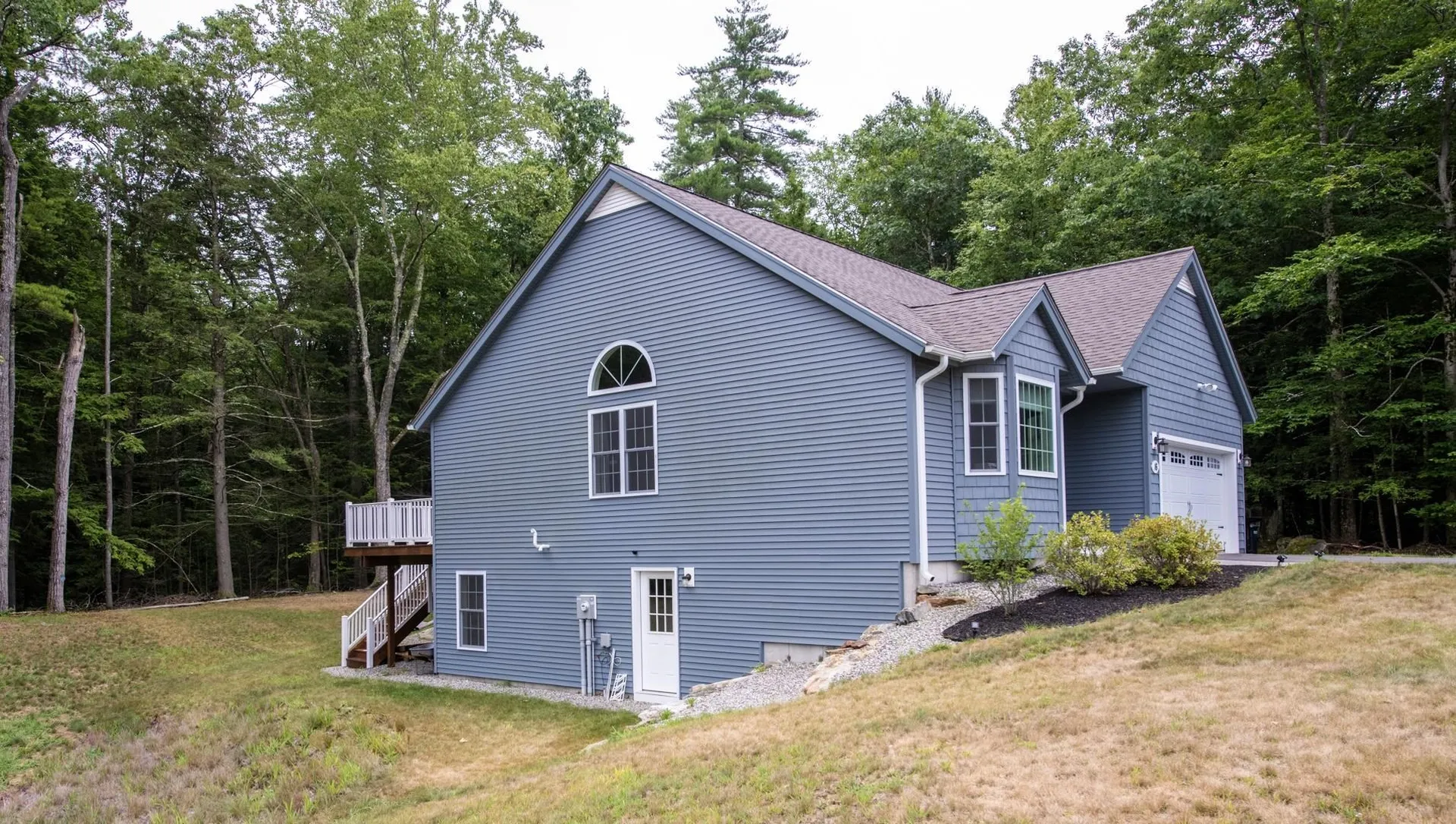 16 Ward Way Danville NH 03819