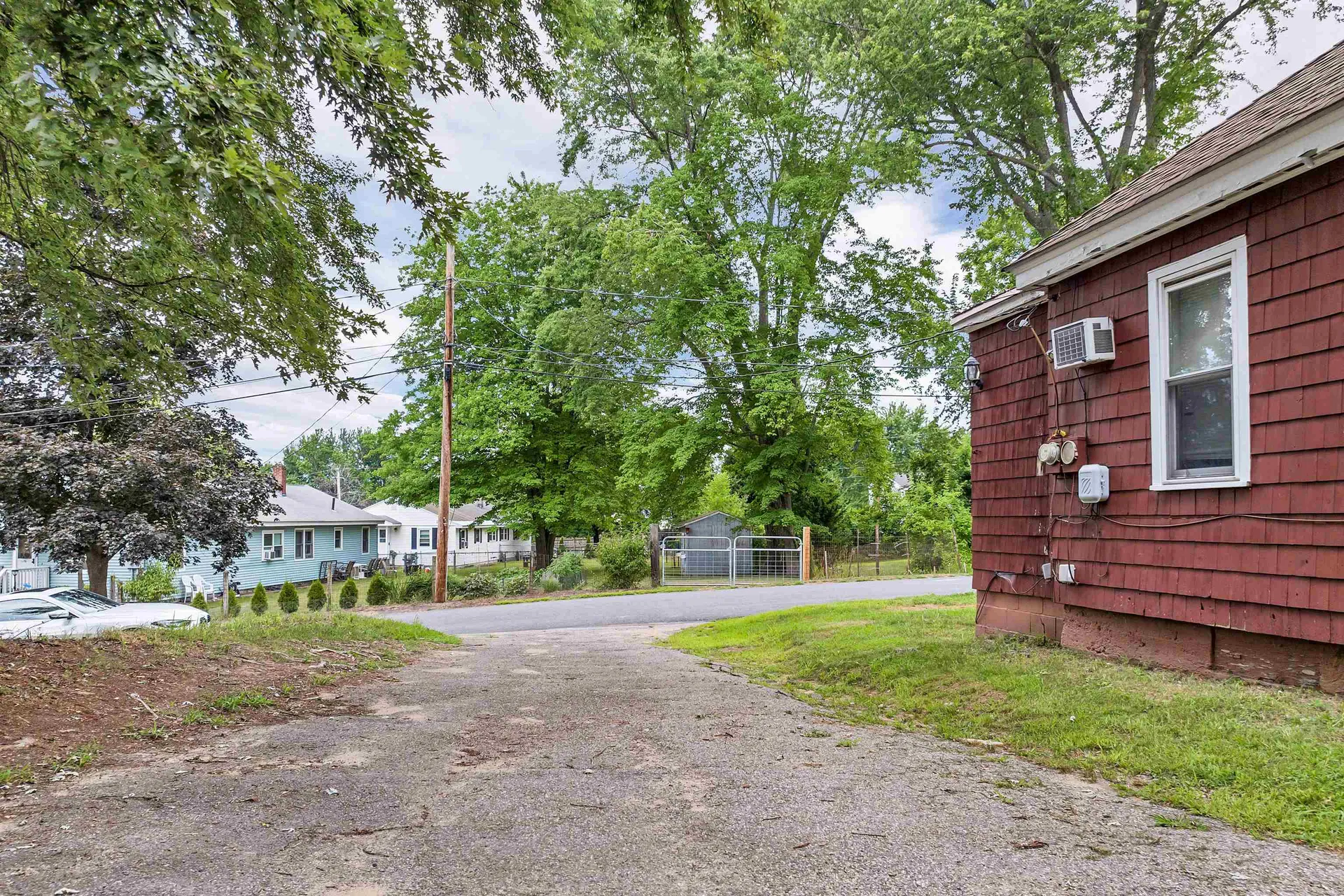 14 Summer Avenue Hudson NH 03051