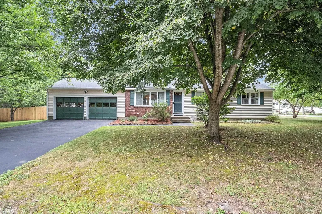 9 Walden Drive Merrimack NH 03054