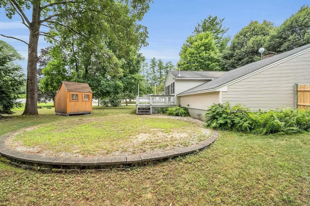 9 Walden Drive Merrimack NH 03054