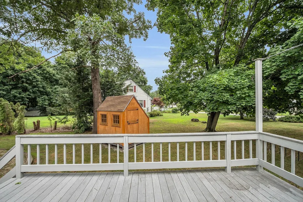 9 Walden Drive Merrimack NH 03054