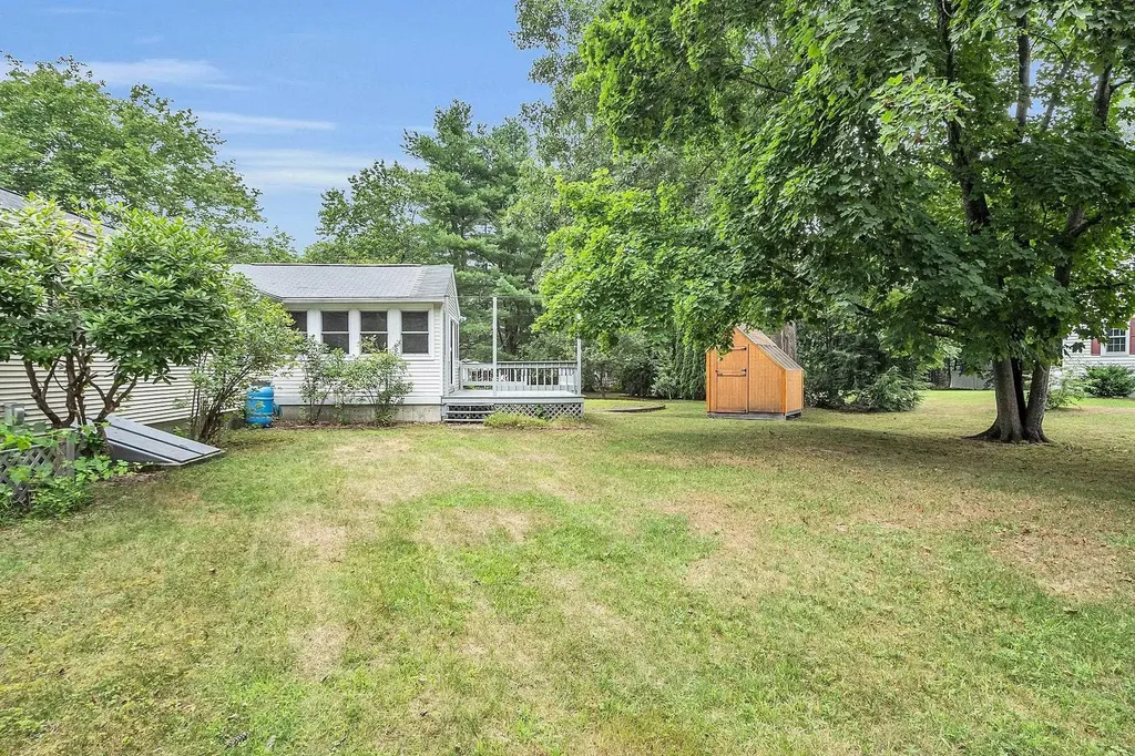 9 Walden Drive Merrimack NH 03054