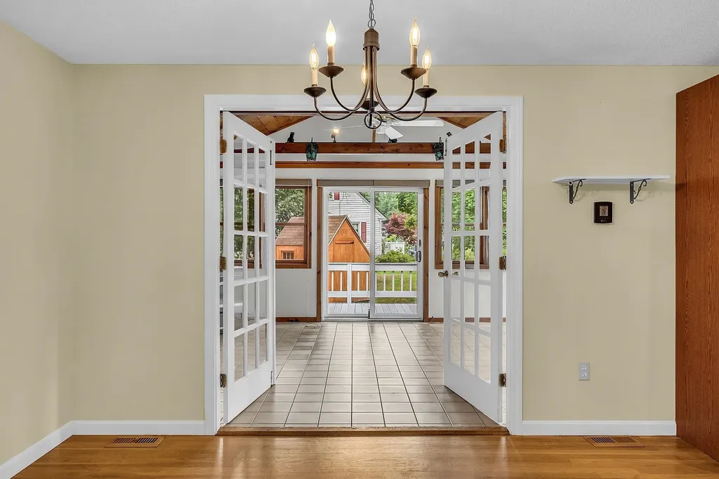 9 Walden Drive Merrimack NH 03054