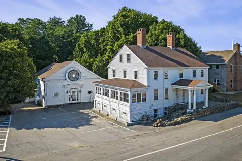 80 Lafayette Road Hampton Falls NH 03844