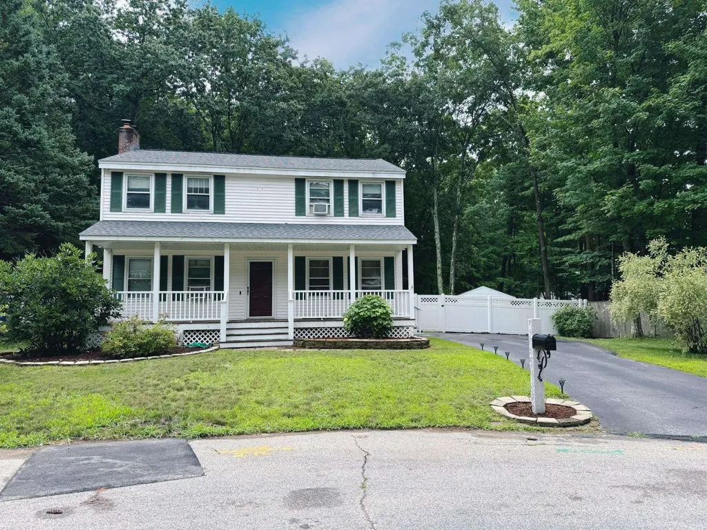 6 Bellflower Circle Concord NH 03303