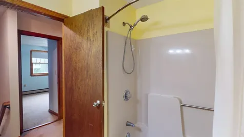 6 Bellflower Circle Concord NH 03303