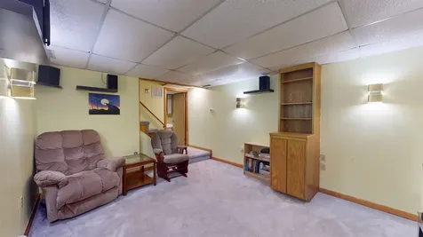 6 Bellflower Circle Concord NH 03303