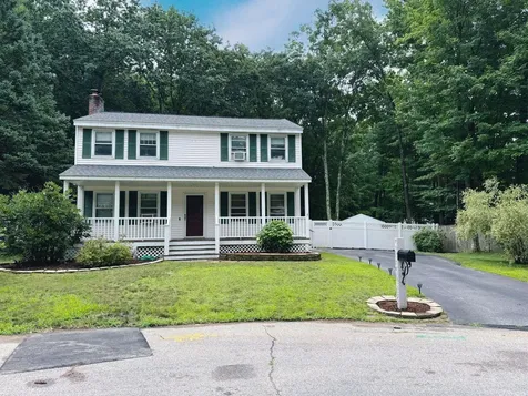 6 Bellflower Circle Concord NH 03303