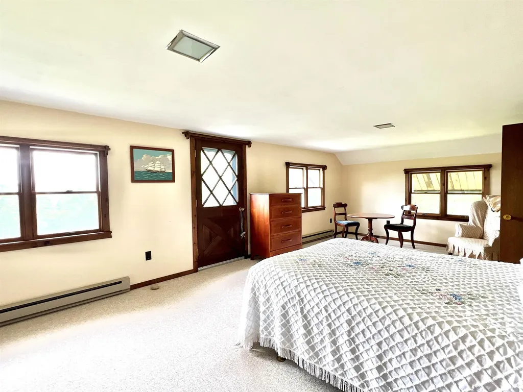 1379 Reilly Road Londonderry VT 05148