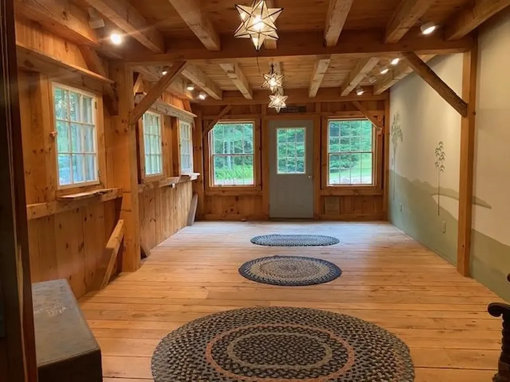 1379 Reilly Road Londonderry VT 05148