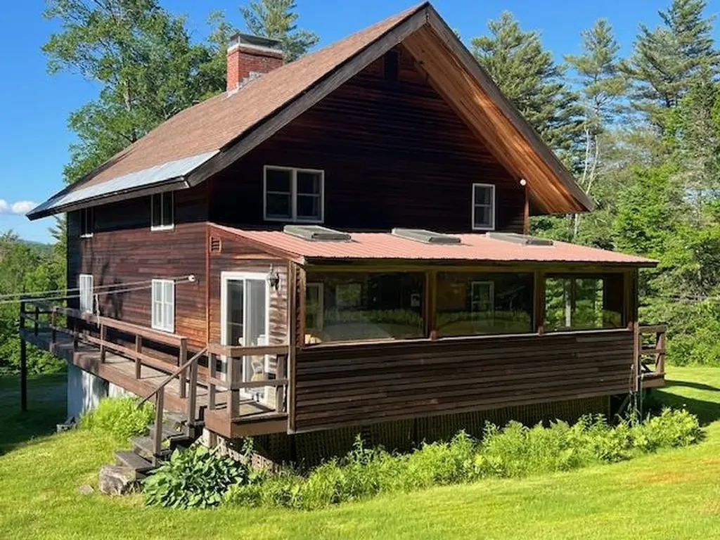 1379 Reilly Road Londonderry VT 05148