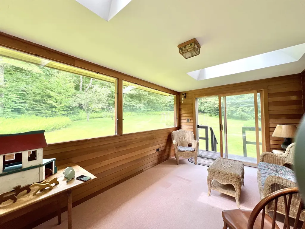 1379 Reilly Road Londonderry VT 05148