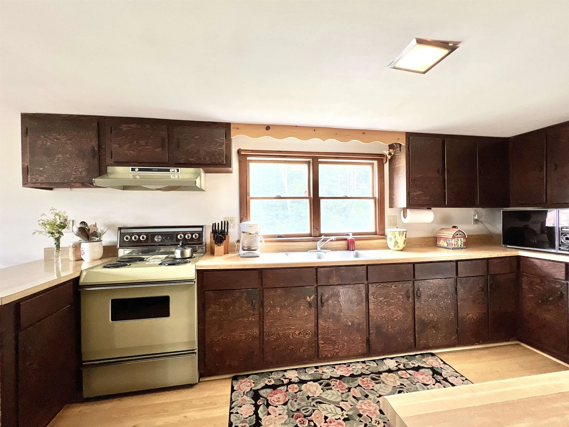 1379 Reilly Road Londonderry VT 05148