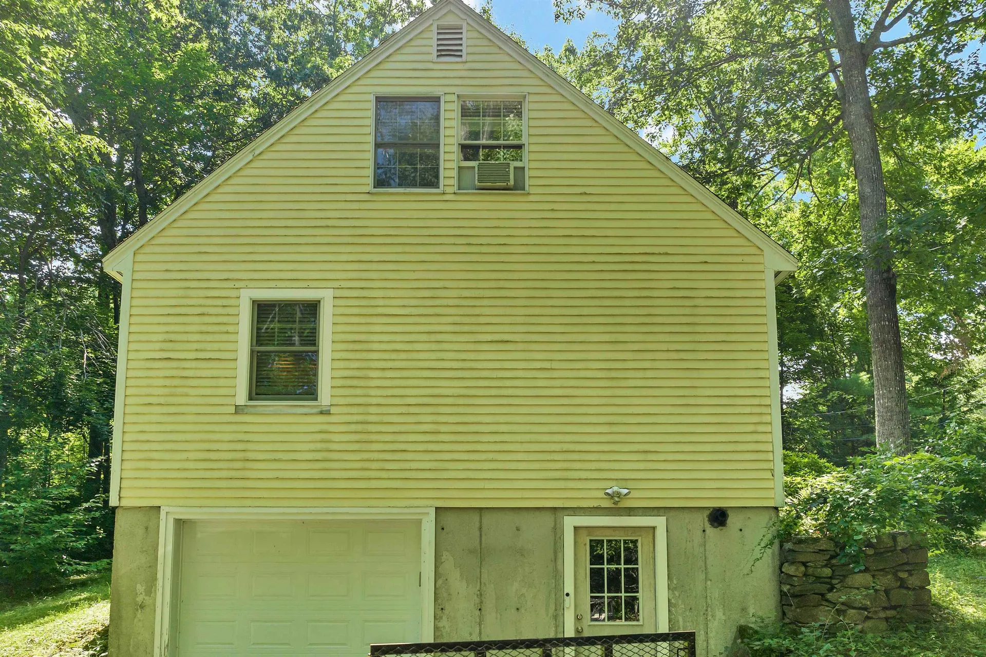 9 Council Tree Lane Wolfeboro NH 03894