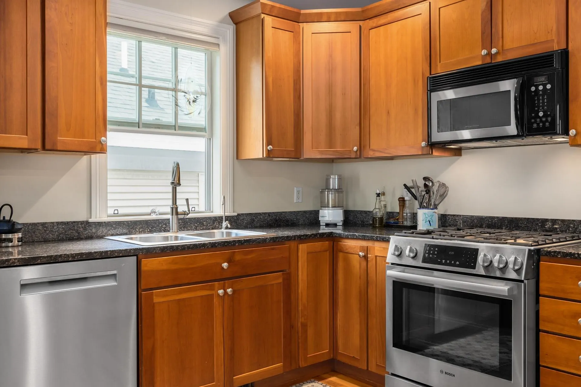 64 Austin Street Portsmouth NH 03801