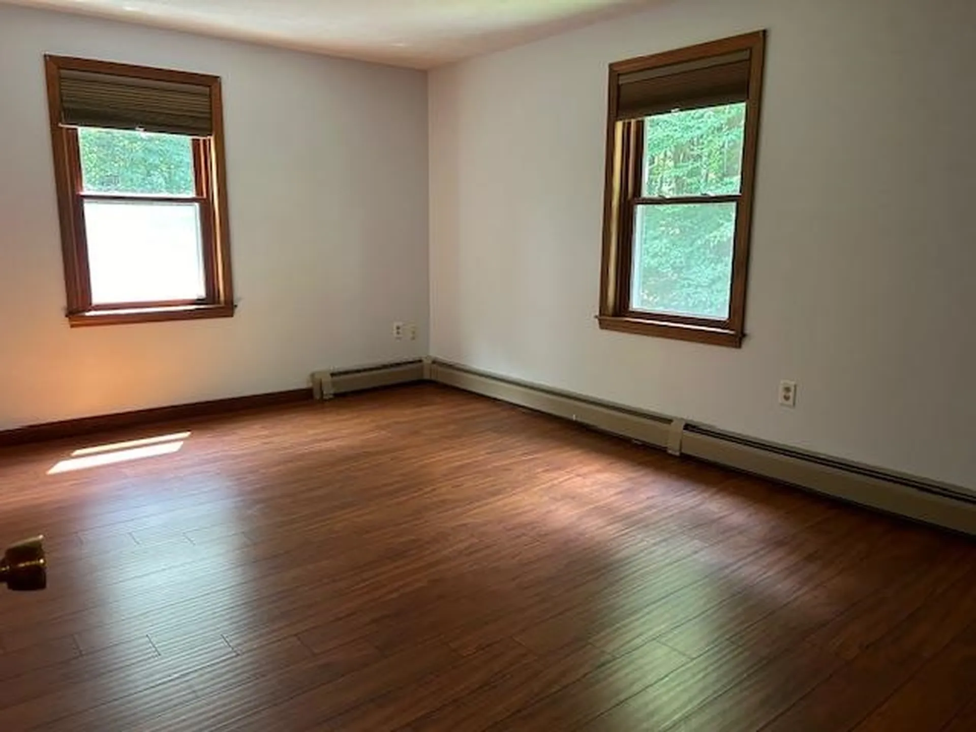 91 Hovey Road Londonderry NH 03053