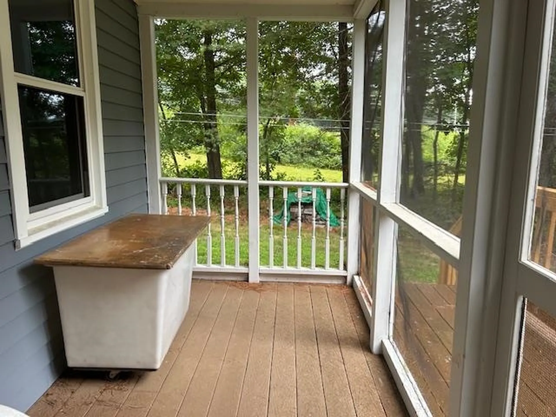 91 Hovey Road Londonderry NH 03053