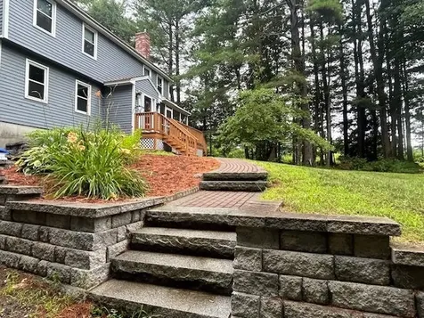 91 Hovey Road Londonderry NH 03053