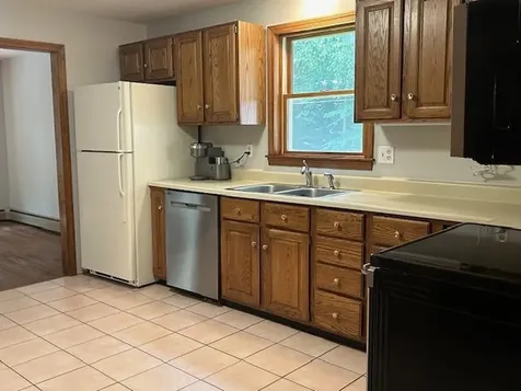 91 Hovey Road Londonderry NH 03053