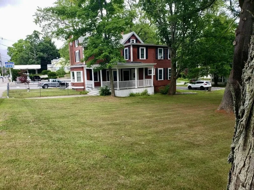 268 High Street Somersworth NH 03878