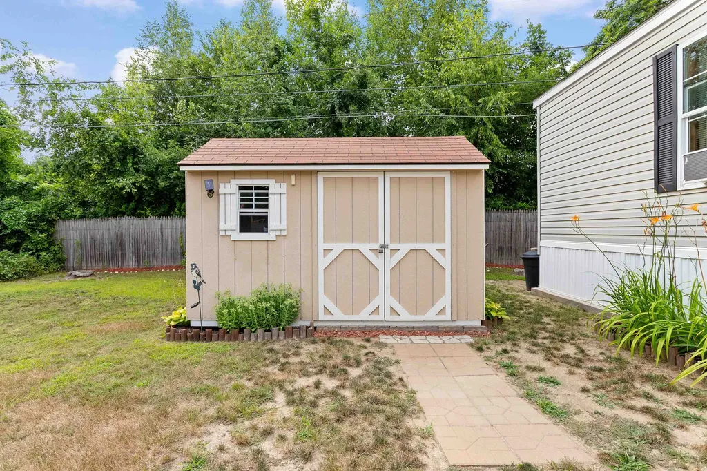 43 Hazel Drive Concord NH 03301